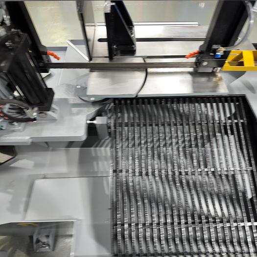 Mach Cut  350M Semi automatic Bandsaw  Mitre  Head  Bandsaw