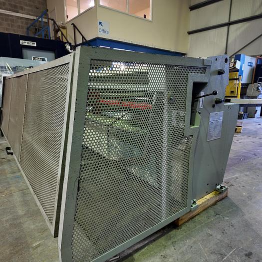 Used EDWARDS PEARSON 3m x 3mm Mechanical |Direct drive guillotine
