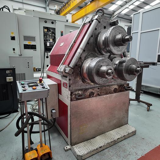 Used AKYAPAK 100 shaft section roller (morgan rushworth)
