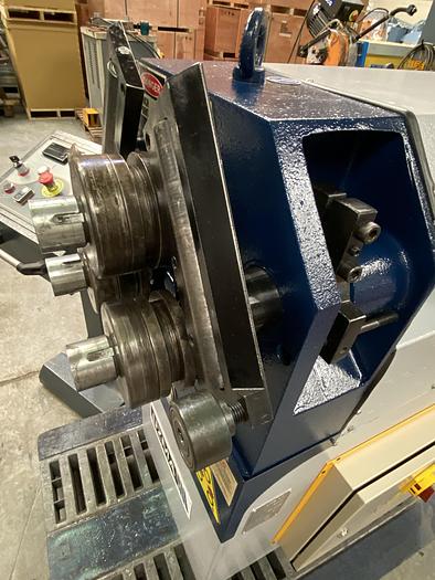 Used UZMA 40 Hydraulic section roller 