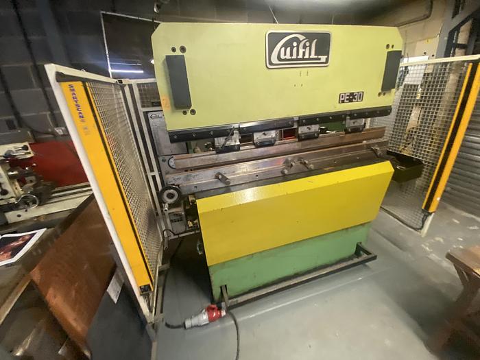 Used GUIFIL 1500mm x 30 Ton Press Brake for Sale in Blackburn, United