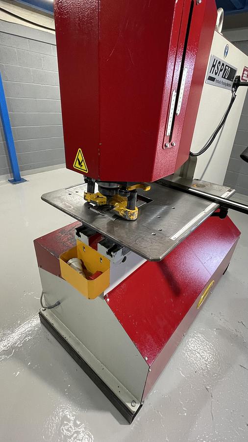 Used SAHINLER Morgan 70 ton Hydraulic Punching machine 625mm throat
