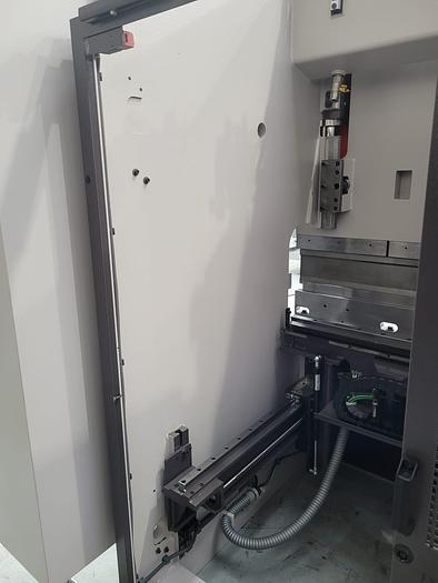 Used BYSTRONIC PR6. 2550mm x 60 ton CNC press brake