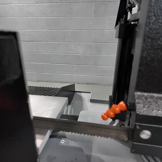 Mach Cut  350M Semi automatic Bandsaw  Mitre  Head  Bandsaw