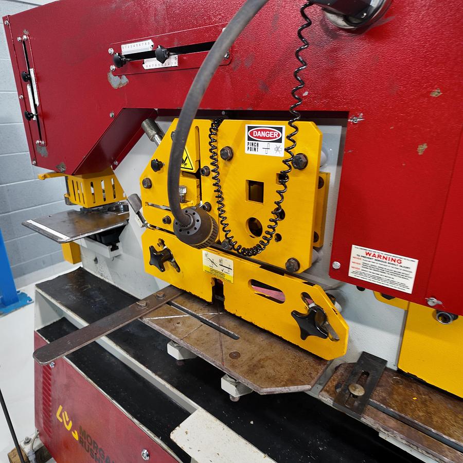 Used Morgan Rushworth Sahinler 70 ton 2 cylinder 5 station steelworker