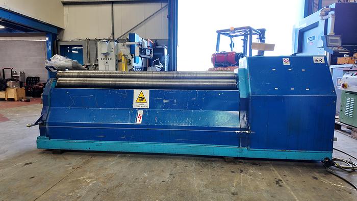 Used SERGI  2004   2000mm x 4mm Power operated Bending rollers