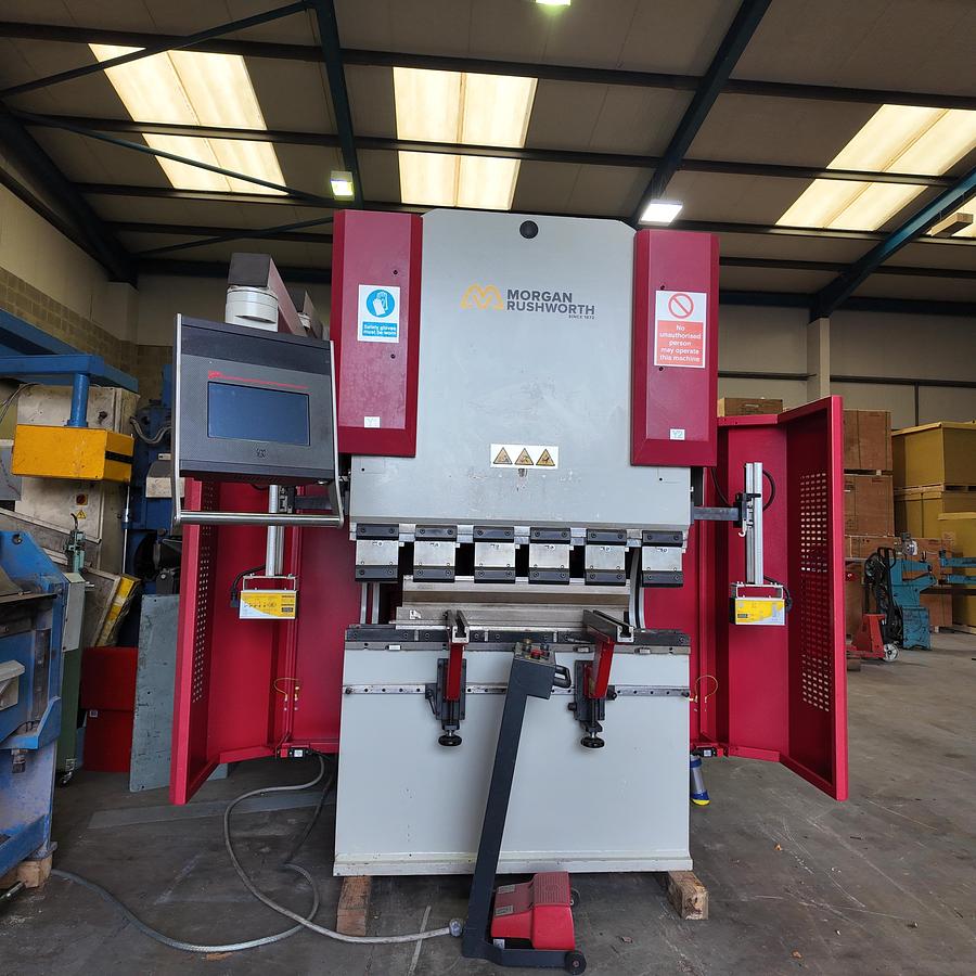 Used MORGAN RUSHWORTH BAYKAL 1250mm x 40 ton CNC press brake