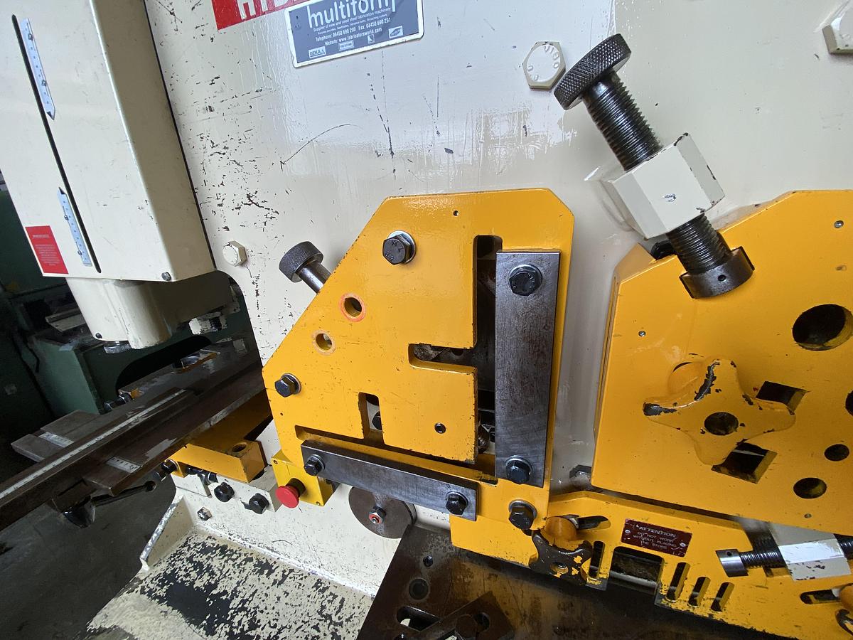 Used GEKA 70 s 5 station steelworker 70 ton Hydraulic