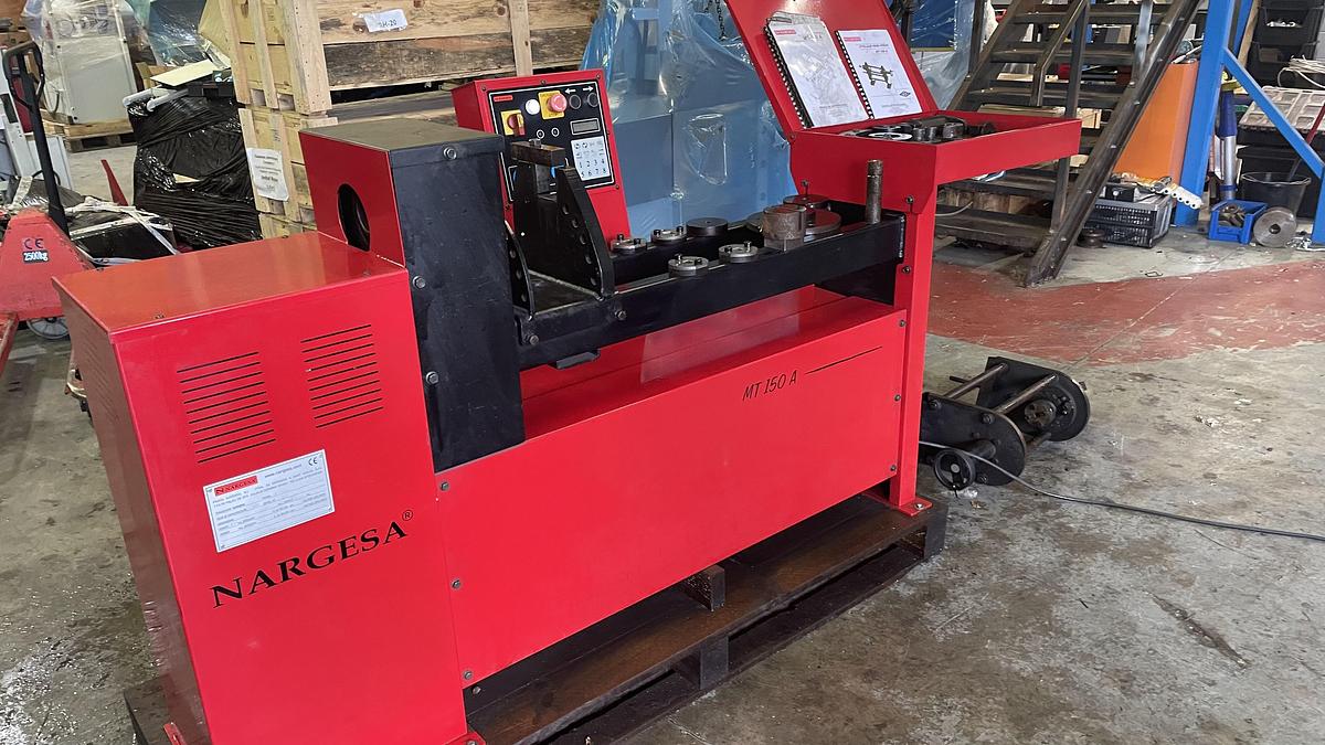 Used Nargesa MT150A including Basket making attachment