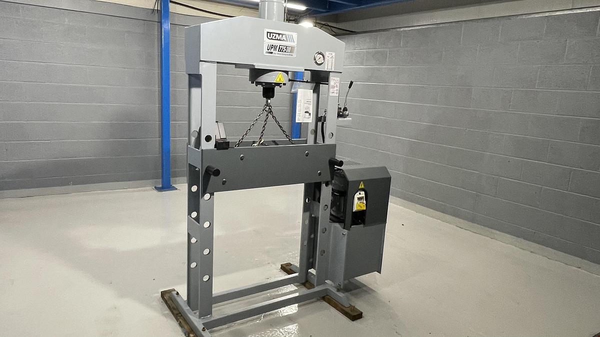 UZMA 30 TON Hydraulic heavy Duty workshop press