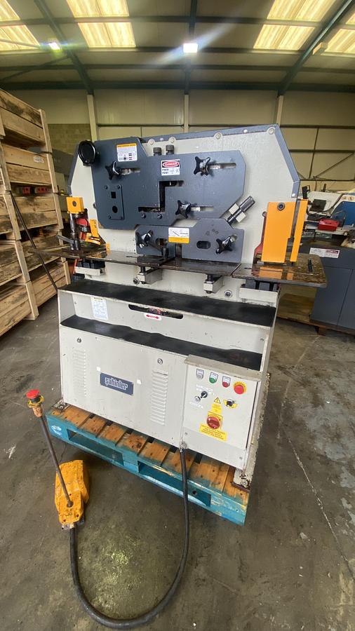 Used SAHINLER 45 ton 5 station hydraulic steelworker