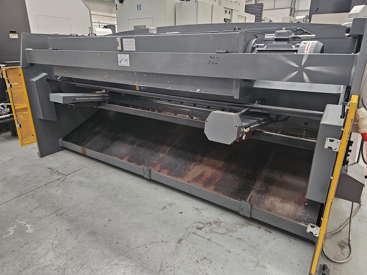 Used Mantech 3006   3m x 6.5mm Hydraulic swing beam guillotine