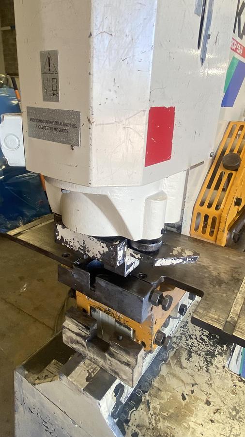 Used GEKA 55 5 station Hydraulic steelworker