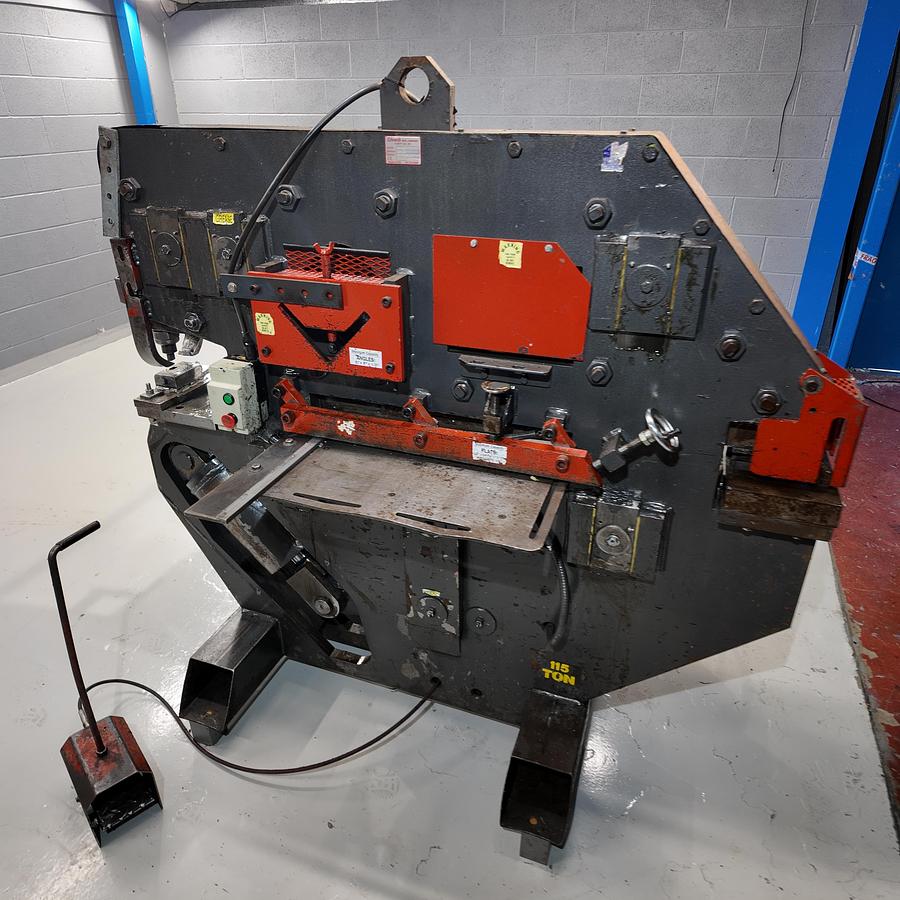 Used EDWARDS JAWS 115 ton V  Steelworker Iron worker