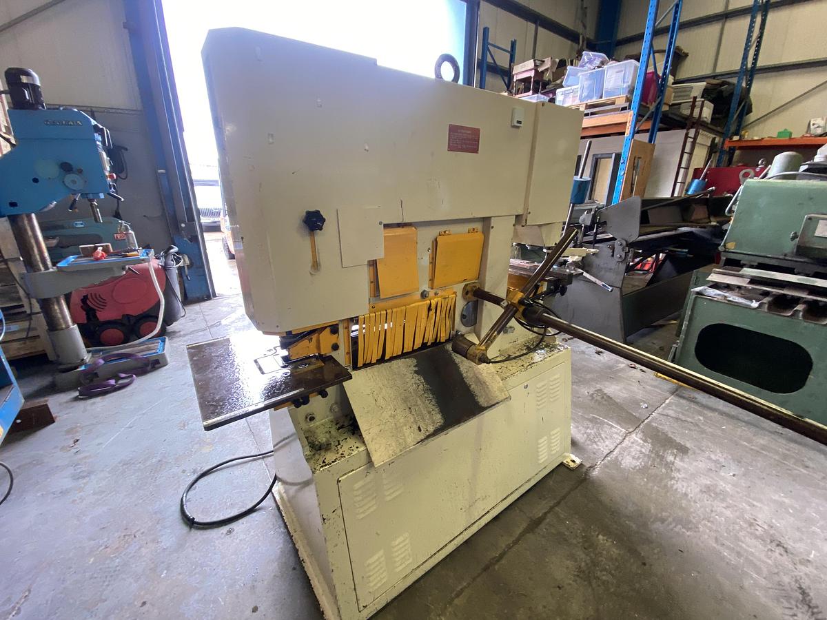 Used GEKA 70 s 5 station steelworker 70 ton Hydraulic