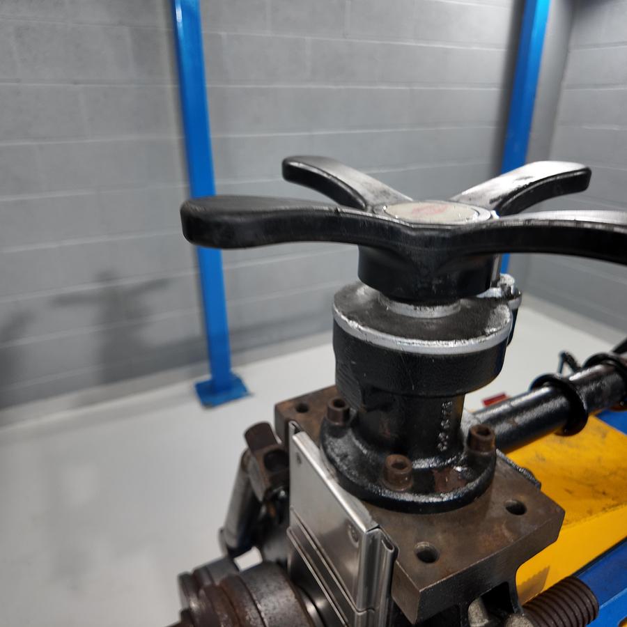 Used ERCOLINA CE40 MR3   3 roll driven 40mm shaft section roller