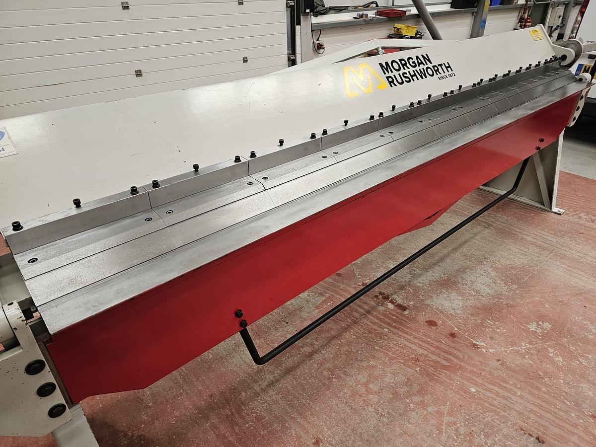 Used Morgan rushworth 3m x 2mm box and pan folding machine