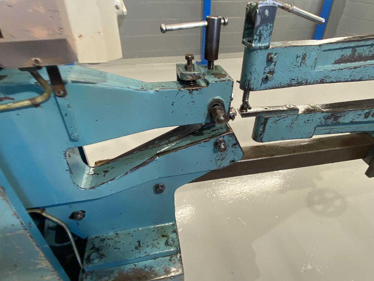 Used FROST type 468 circle cutting machine