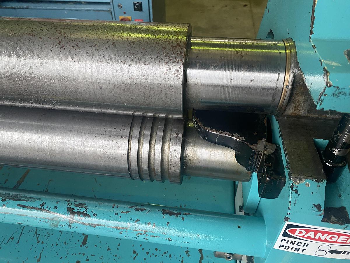 Used Sahinler IRM 1270mm x 110mm diameter bending rollers