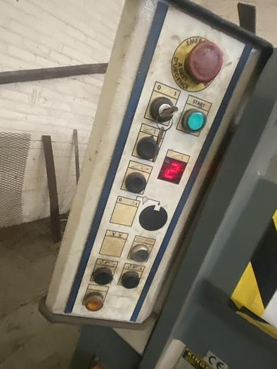 Used Kingsland 3000mm x 8mm Hydarulic variable Angle Shear