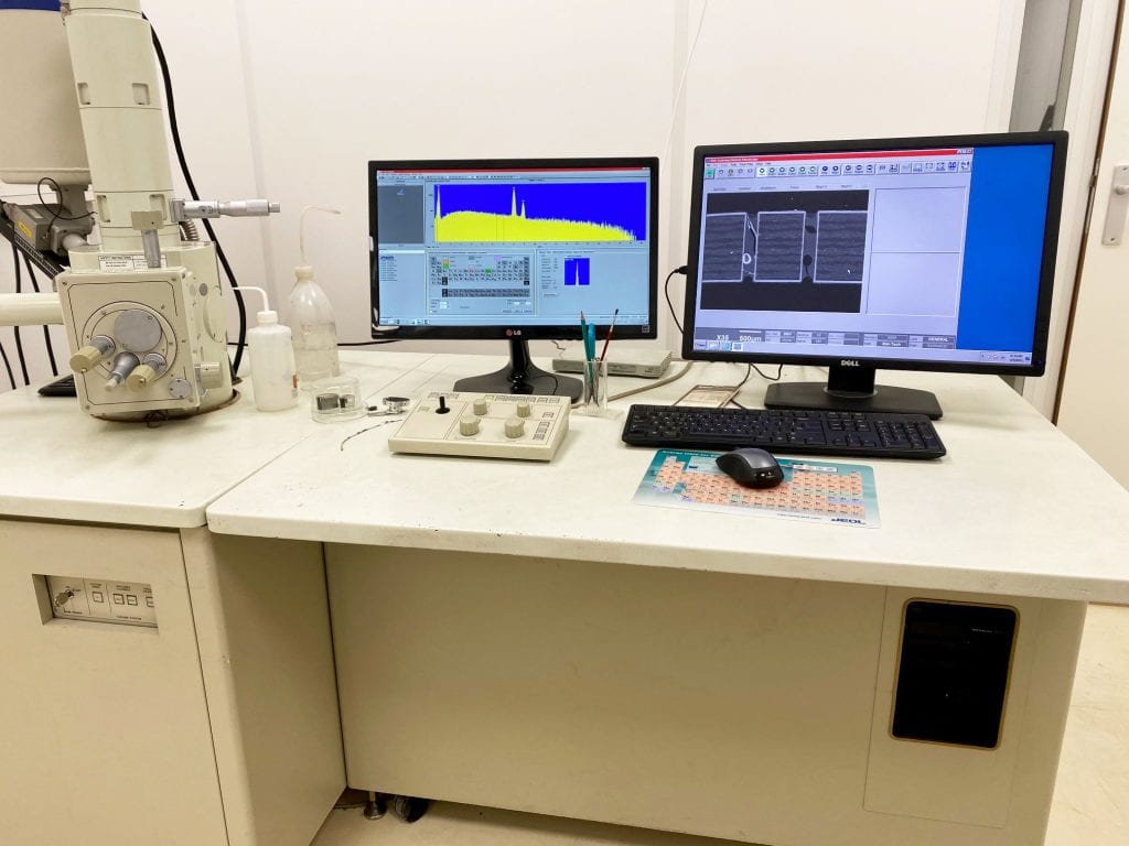 Used 1998 JEOL 5600 SEM