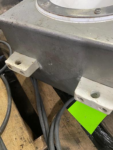 Used Safeline Mettler Toledo Flow Through Metal Detector V3/6F/100/300