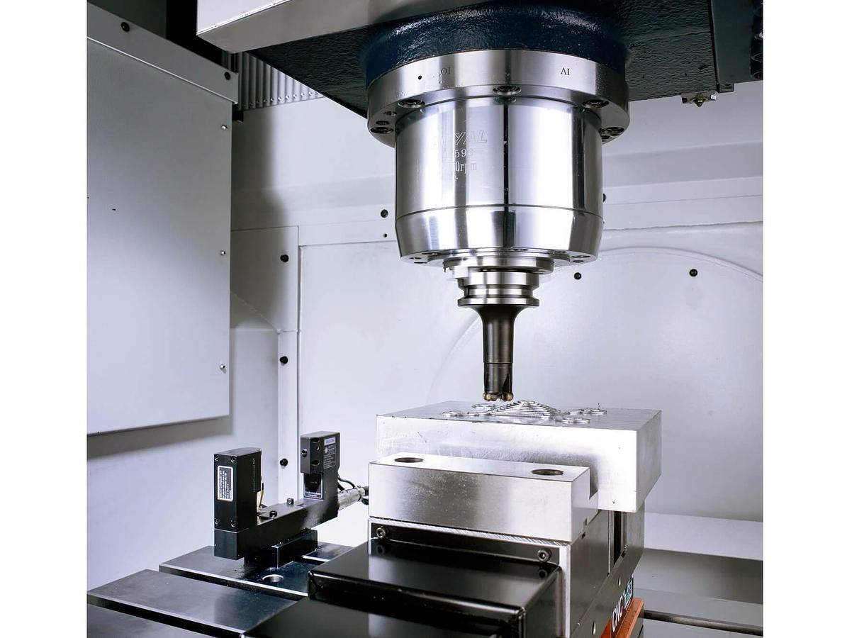 U3-1530 / 630 3-Axis Traveling Column Machining Center