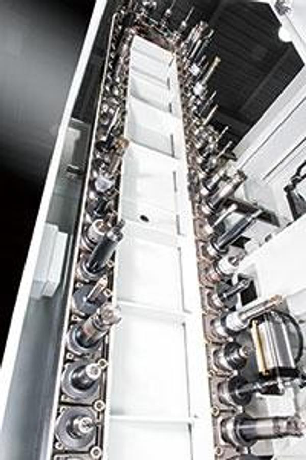 AH-500 - Horizontal Machining Center