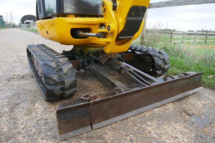 Used 2013 JCB 8018 CTS