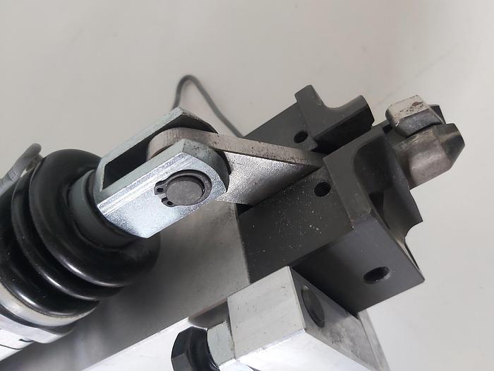 Gebraucht Zustellzylinder und Klemmung, Hub 125mm K1, Festo gebraucht-Top