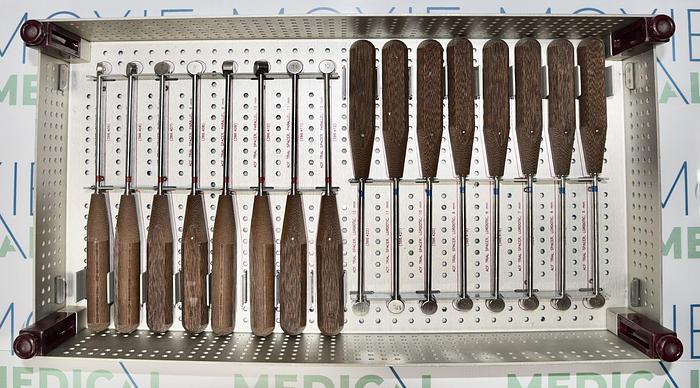 Used SYNTHES SPINE ACF SPACER INSTRUMENTS, PARALLEL LORDOTIC, STAINLESS TRAY SET
