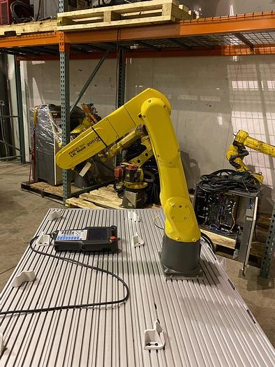 Refurbished FANUC LR Mate 200id/7L with R30ib+ controller and table - Low Hour Demo Unit