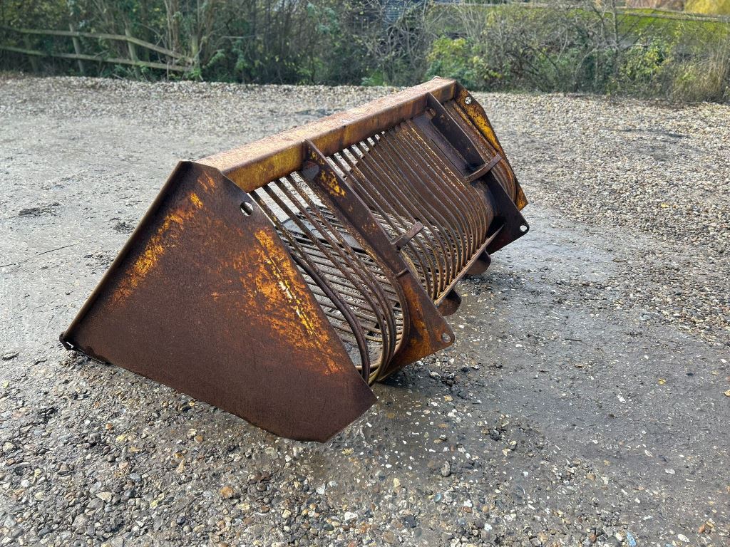 Used Sugarbeet Bucket for Sale at LBG Machinery, Ltd.