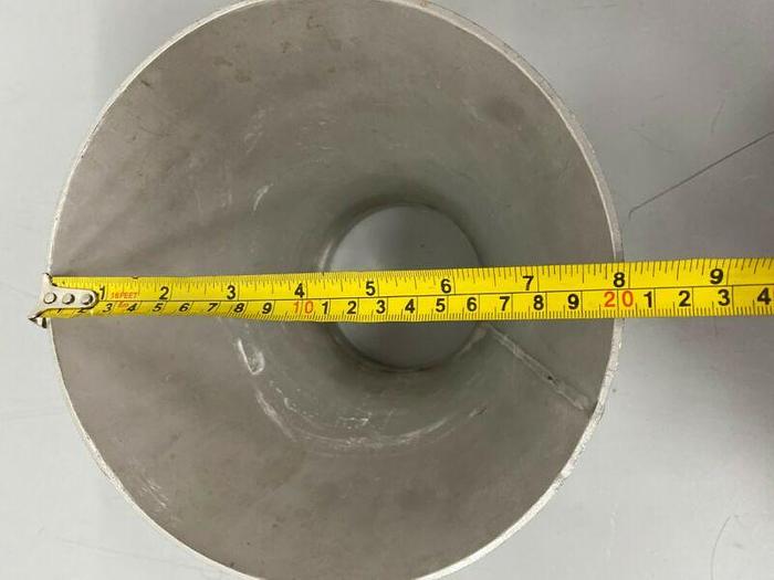 Used Felker 316L Stainless Steel 7" H x 4.625" OD x 8" OD 12GA Reducer
