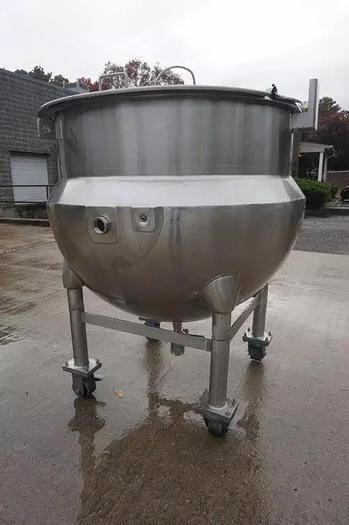 Used HAMILTON 250 GAL "DIRECT" STEAM KETTLE, #316 S/S COOK SURFACE, 90 PSI @ 350 DEGREES F, S/S SPLIT COVER (#824C)
