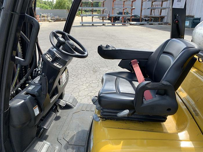 Used 12,000 POUND YALE ROLL CLAMP TRUCK W/ 72" CASCADE PAPER CLAMP