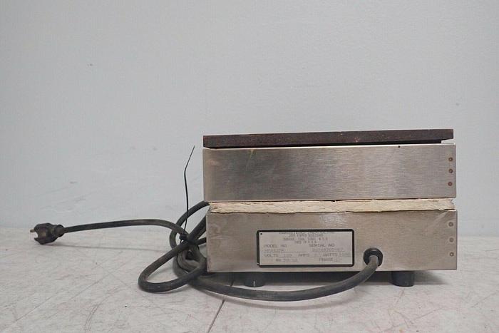 Used Thermolyne Model HP-2625R Type 2600 Hot Plate