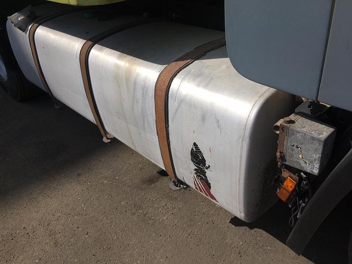 Used 2002 DAF 85 CF 380 MANUAL EURO 3