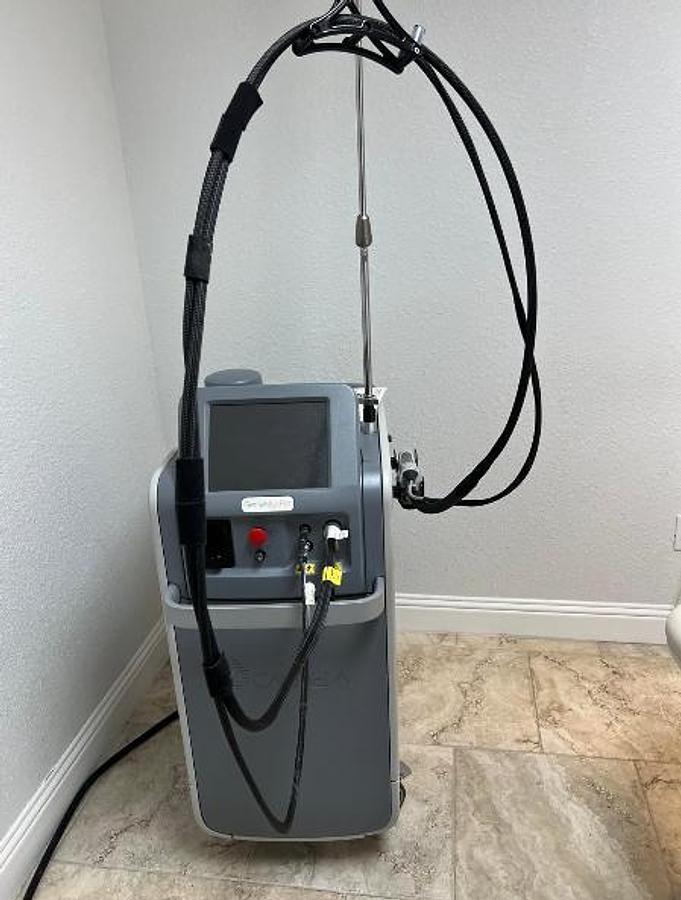 Used 2019 Candela Gentlemax Pro- Standard and Vascular Delivery Systems