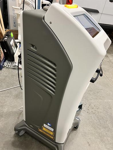 Used 2023 Deka SmartXide Tetra - CO2 Laser, CoolPeel Treatment, Skin Resurfacing