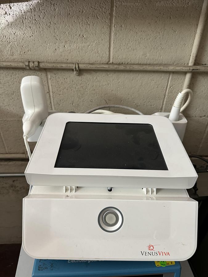Used 2017 Venus Viva RF Microneedling