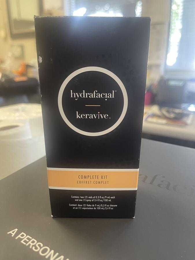 Used 2024 Hydrafacial  Syndeo