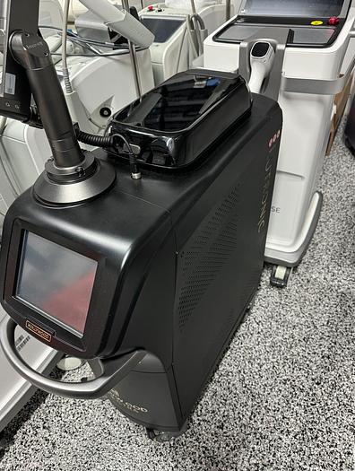 Used 2023 Lutronic Hollywood Spectra