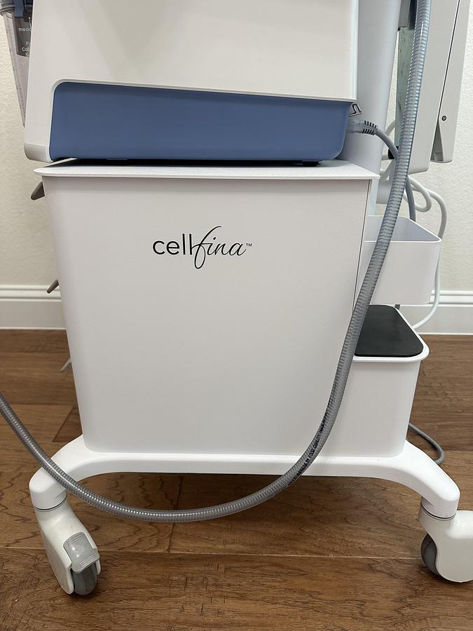 Used Merz Cellfina for Cellulite Reduction w/ Medela Dominant 50 suction machine