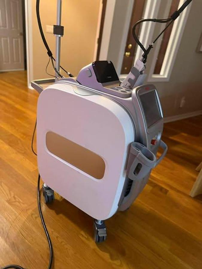 Used 2024 Lutronic Clarity II 2 Laser
