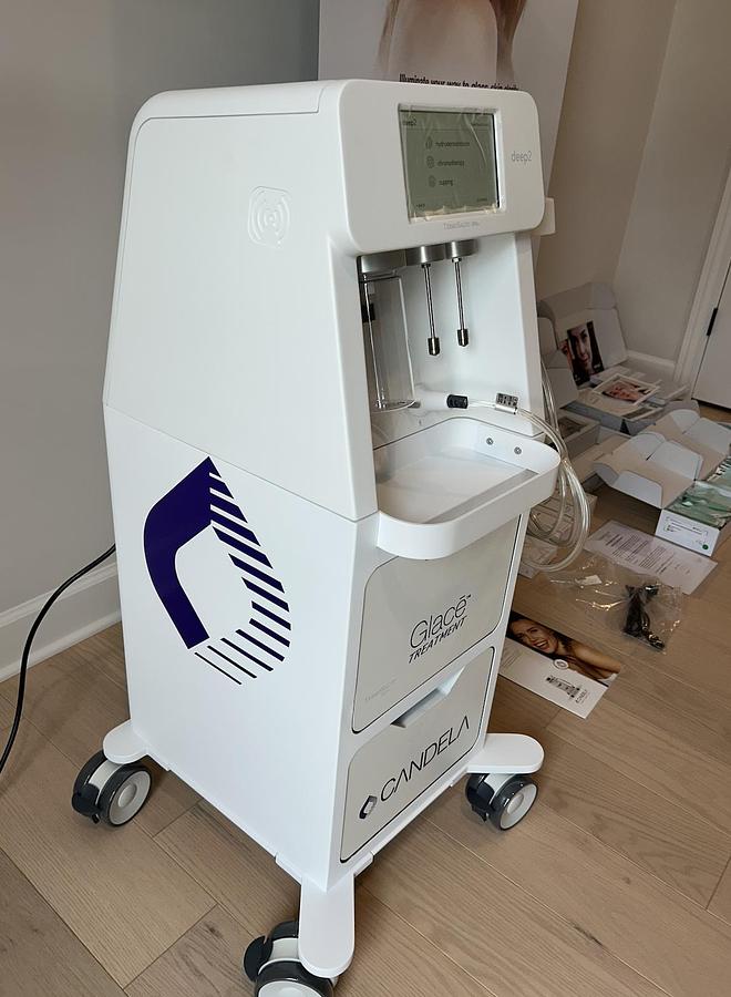 2025 Candela Glacē - NEW in Manufacture Box