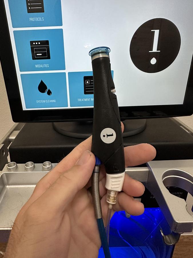 Used 2018 Edge Hydrafacial MD Elite - FOR PARTS