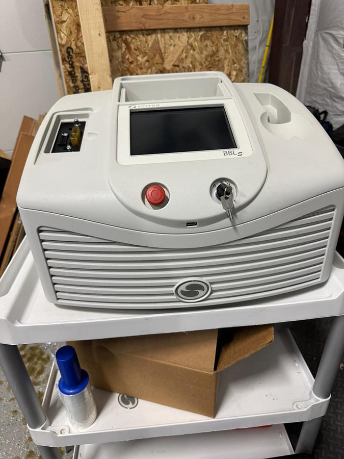 Used 2021 Sciton BBLs- Forever Young, Clear, ST