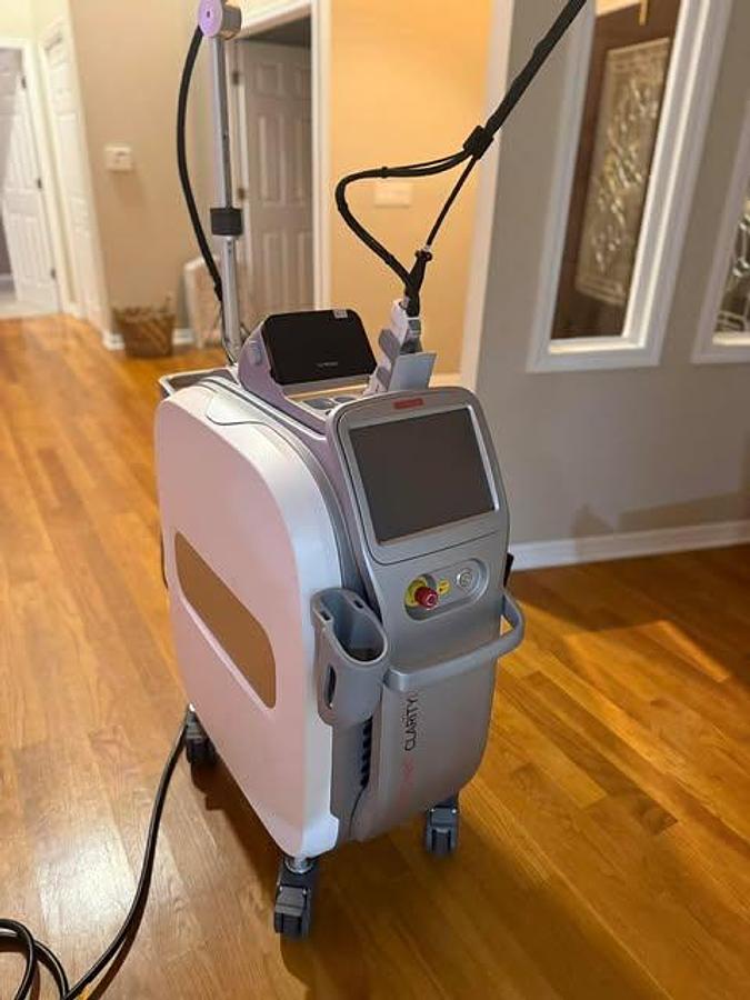 Used 2024 Lutronic Clarity II 2 Laser