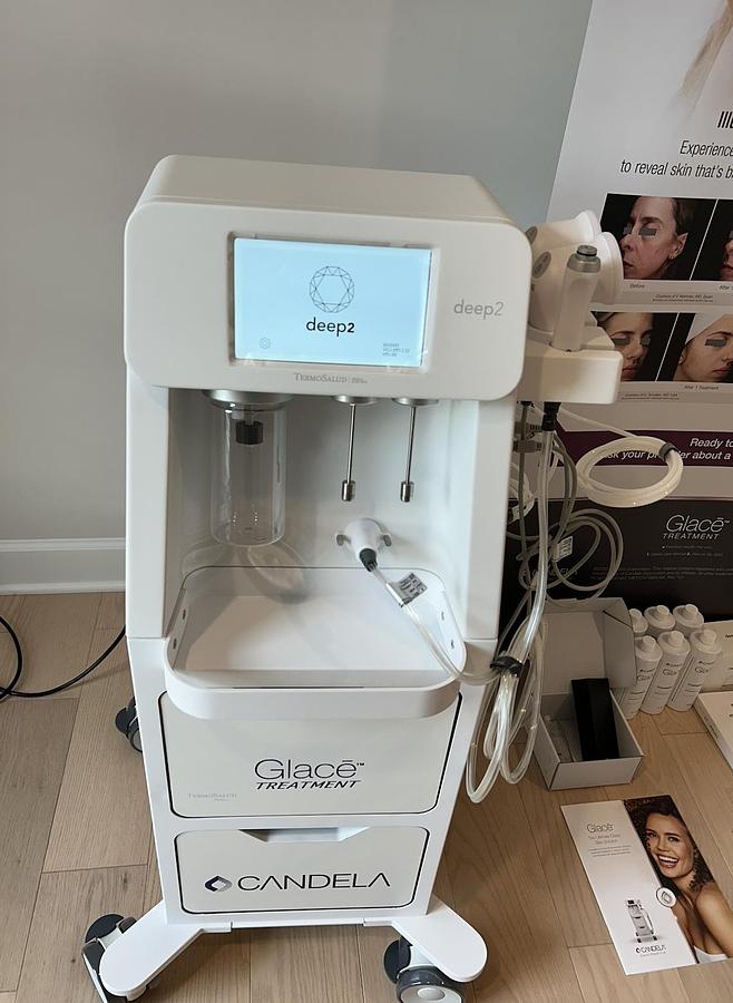 2025 Candela Glacē - NEW in Manufacture Box